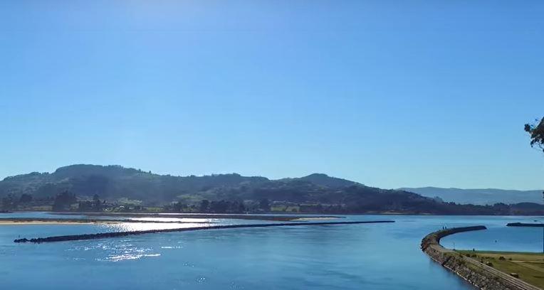 Playa Del Puntal Villaviciosa Asturias Lujo Primera Linea Playa Exteriör bild
